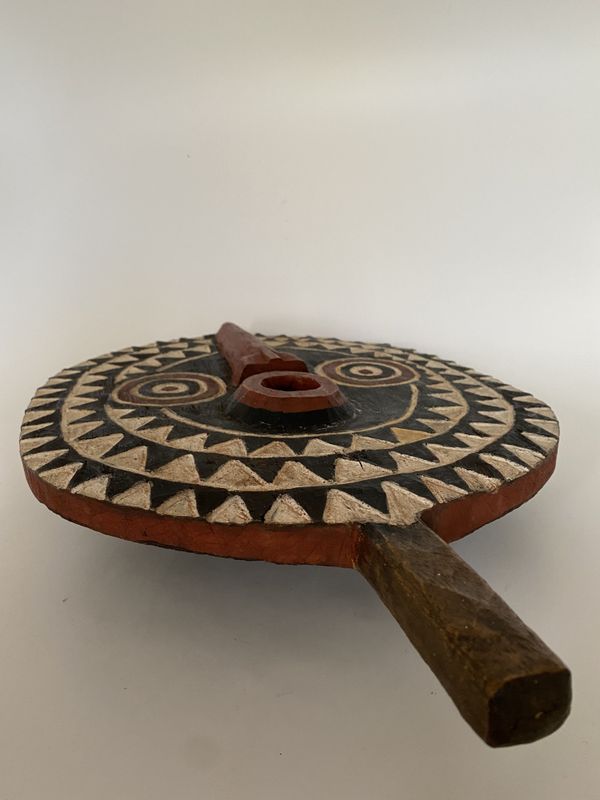 Afrikansk vintage solmaske 