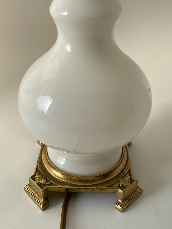 Høvik bordlampe glass og messing 